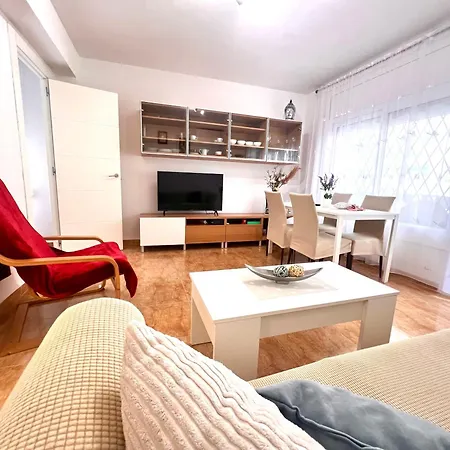 Pigem A Paso De La Playa En * Salou